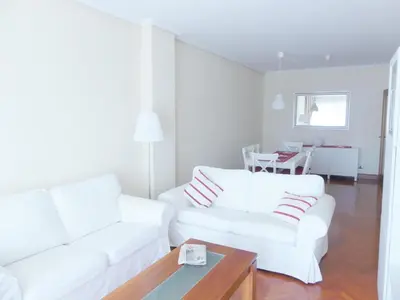 Zona de estar de Apartamento luminoso, funcional y amplio en zona hospitalaria