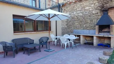 Un patio o zona al aire libre en Casa Unzué Turismo Rural