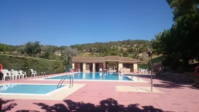 Piscina en o cerca de Cal Ferrer de Tarres