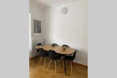 Plano de Apartamento Único en Plaza del Pilar