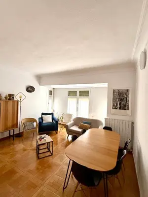 Zona de estar de Apartamento Único en Plaza del Pilar