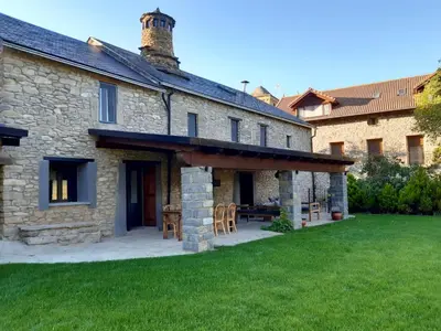 Edificio en el que se encuentra el chalet de montaña