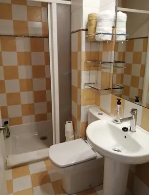 Un baño de Apartamento Bornos&Huesca