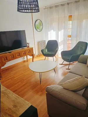 Una televisión o centro de entretenimiento en Origen Pelaire Refugio Tena Centro Biescas con encanto UbicacionTop