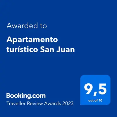 Certificado, premio, señal o documento que está expuesto en Apartamento turístico San Juan