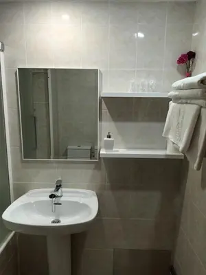Un baño de HOTEL FAMILIAR MAXIMINA