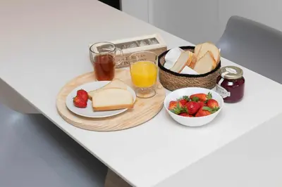 Comida en o cerca de este apartamento