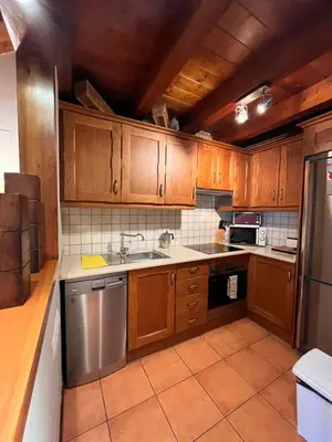 Una cocina o zona de cocina en Luxury House Valencia D'Aneu