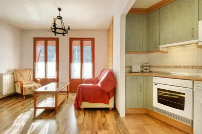 Una cocina o zona de cocina en edificio CAPERAN 1