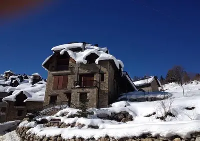 Apartamento Los Altos de Escarrilla dos habitaciones y dos baños, FORMIGAL-PANTICOSA en invierno