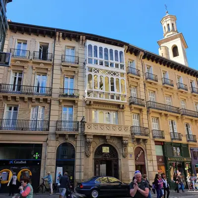 Edificio en el que se encuentra el apartamento