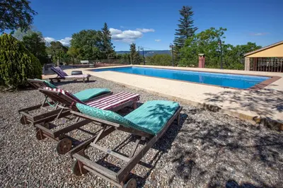 Piscina en o cerca de Aaccent Prenafeta Montblanc