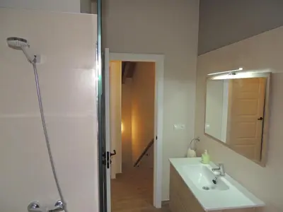 Un baño de Casa Rural Sardas 60m2 con GARAGE - Sabiñanigo