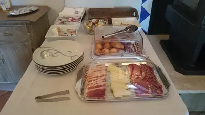 Comida en o cerca de este hostal o pensión