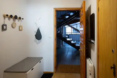 Una televisión o centro de entretenimiento en GORGOL Confort y funcionalidad - BY PIRINEOS 360
