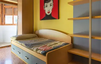 Cama o camas de una habitación en Stunning Apartment In Montalbán