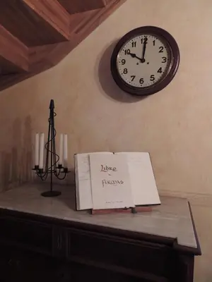 Biblioteca en el hostal o pensión