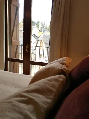 Cama o camas de una habitación en Apartamento con encanto en Sallent de Gállego