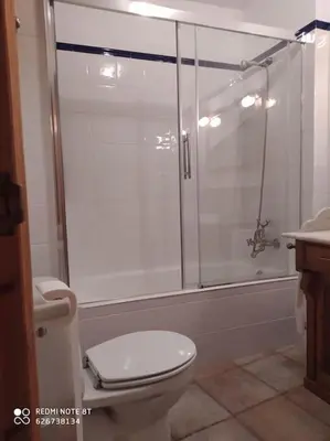Un baño de casa sobre rio Noguera Pallaresa