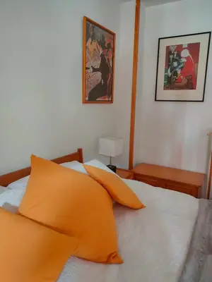 Cama o camas de una habitación en Apartamento con maravillosas vistas al lado de la estación