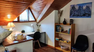 Biblioteca en el apartamento