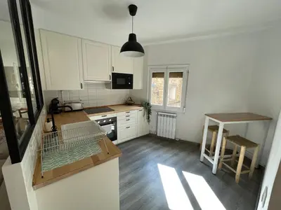 Una cocina o zona de cocina en CHECK-IN CASAS Casa Aurora