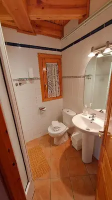 Un baño de Camping Solau