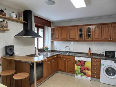 Una cocina o zona de cocina en Casa Albaitar - con Piscina y Sala de juegos
