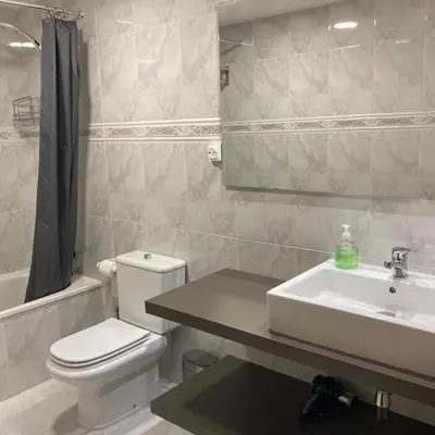 Un baño de BPIRINEOS-Coronas