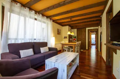 Una televisión o centro de entretenimiento en Saplan Real Estate BARICAUBA