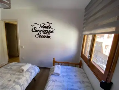 Cama o camas de una habitación en Sant Jordi 2