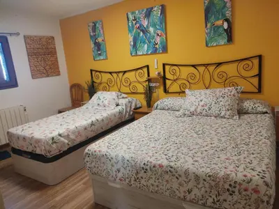 Cama o camas de una habitación en EL PINAR DE BARDENA