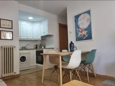Una cocina o zona de cocina en CHECK-IN CASAS El rincón