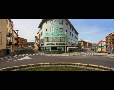 El barrio de los alrededores o un barrio cerca de este hotel