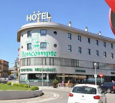 Edificio en el que se encuentra el hotel