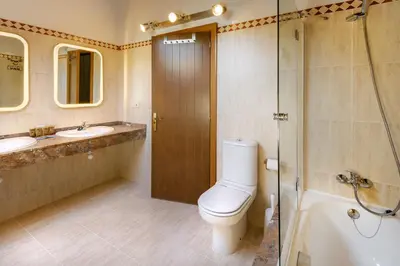 Un baño de SERENDIPITY BADAGUAS