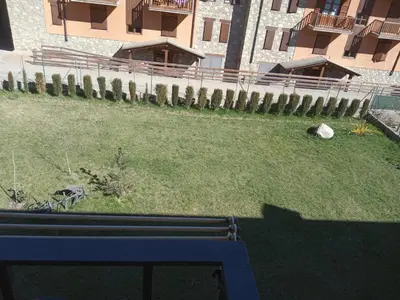 Jardín al aire libre en APARTAMENTS CASA NANDO.