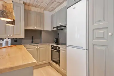 Una cocina o zona de cocina en Luderna - Apartamento Val de Ruda B74 Hònt de Lòcampo