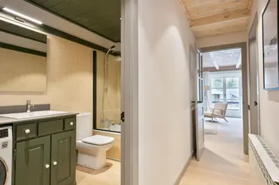 Un baño de Luderna - Apartamento Val de Ruda B74 Hònt de Lòcampo