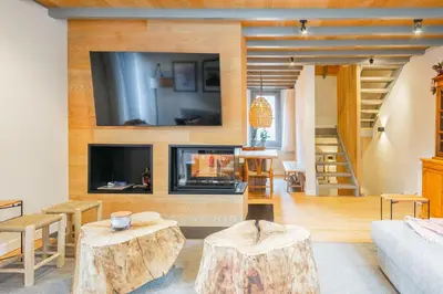 Una televisión o centro de entretenimiento en Luderna - Casa Carboneu