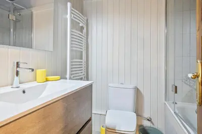 Un baño de Luderna - Casa Mauberme
