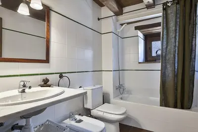 Un baño de Luderna - Casa Sendrosa