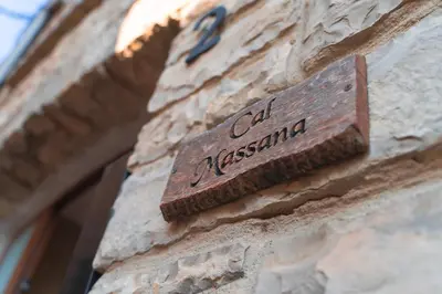 Certificado, premio, señal o documento que está expuesto en Cal Massana