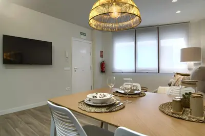 Una televisión o centro de entretenimiento en Apartamento rural Las Cañas Esencia de Bardenas