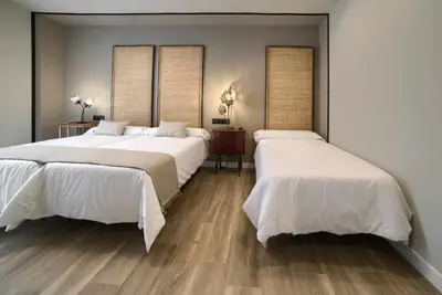 Cama o camas de una habitación en Apto rural Alesves Esencia de Bardenas Navarra