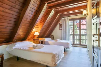 Cama o camas de una habitación en Luderna - Tríplex Nin C2 Arenho