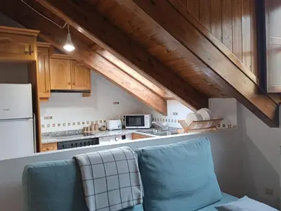 Una cocina o zona de cocina en BPIRINEOS-Parque Los Tilos 4