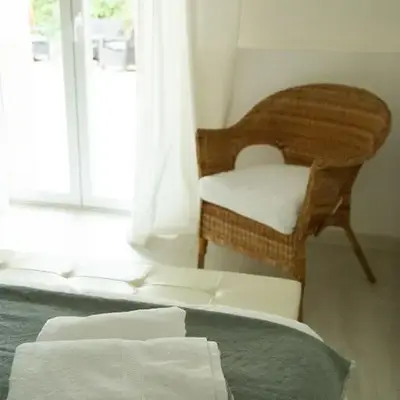 Casa Gastón - esenciaaragon- Casa con jardín privado