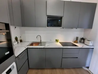 Una cocina o zona de cocina en josemaenea