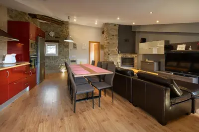 Una cocina o zona de cocina en ALOJAMIENTO DUQUE DE JACA